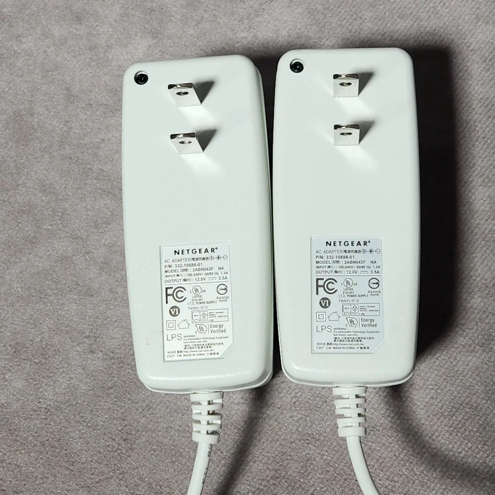 ORBI Netgear AC3000 Router RBR50 + Satellite‎ RBS50 Mesh Wi-Fi System - Picture 7 of 7